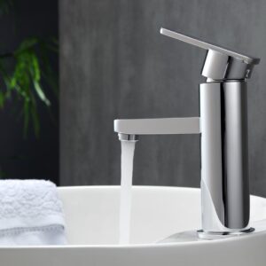 Aqua Roundo Single Hole Mount Bathroom Vanity Faucet – Chrome