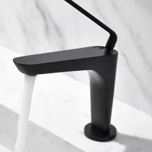 Aqua Saggio by KubeBath Single Lever Bathroom Vanity Faucet – Matte Black